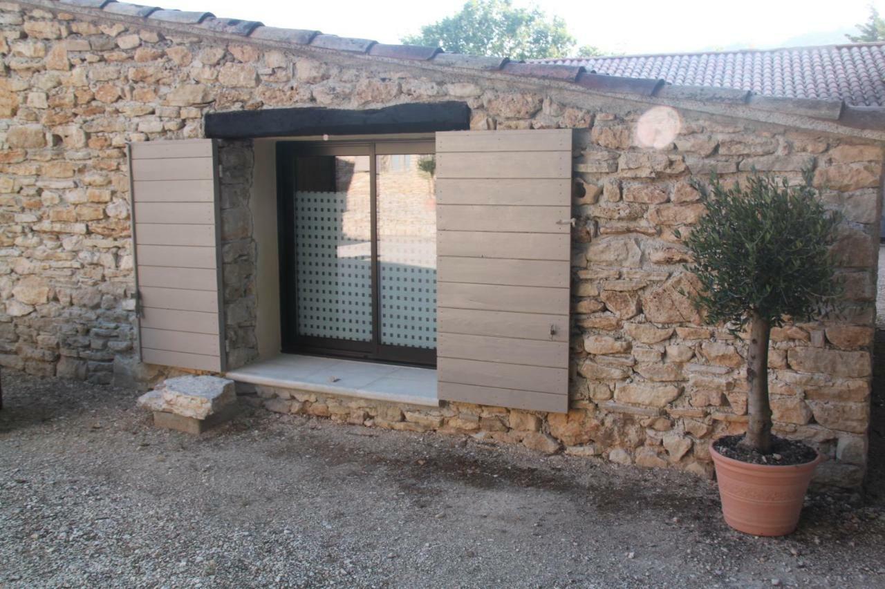 Le Hameau Fleur De Pierres , Chambres D'Hotes , Gite Et Restaurant Table D'Hotes Murs  Exterior photo